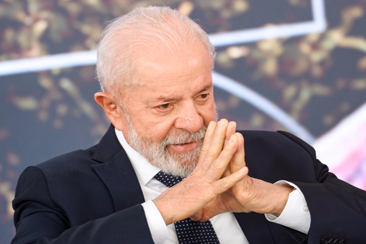 Eleição de 2026 já começou, diz Lula em reunião ministerial