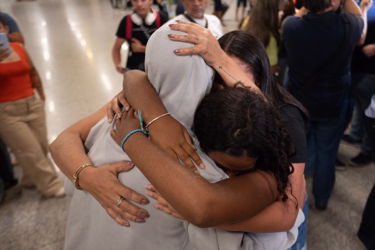 Itamaraty se reúne com embaixada dos EUA em Brasília para tratar sobre deportados