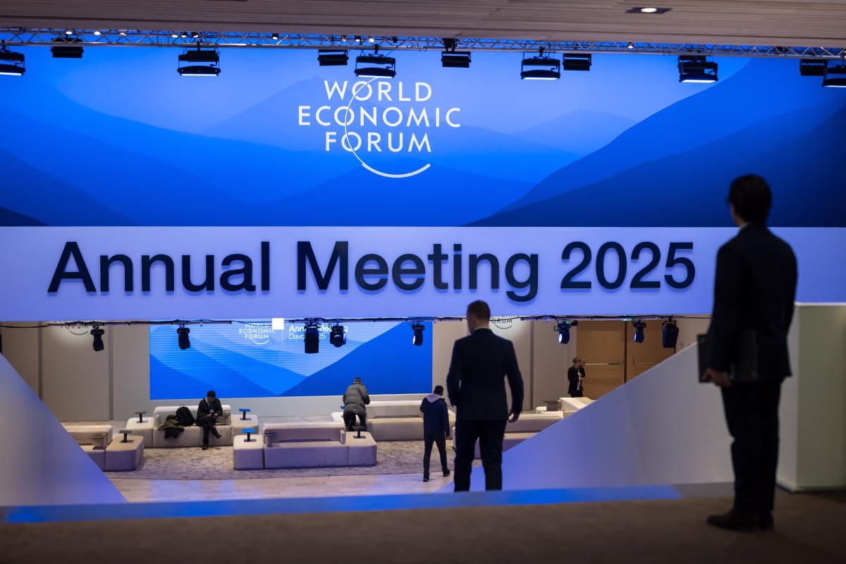 Silveira representa governo brasileiro em Davos com missão de vender agenda verde