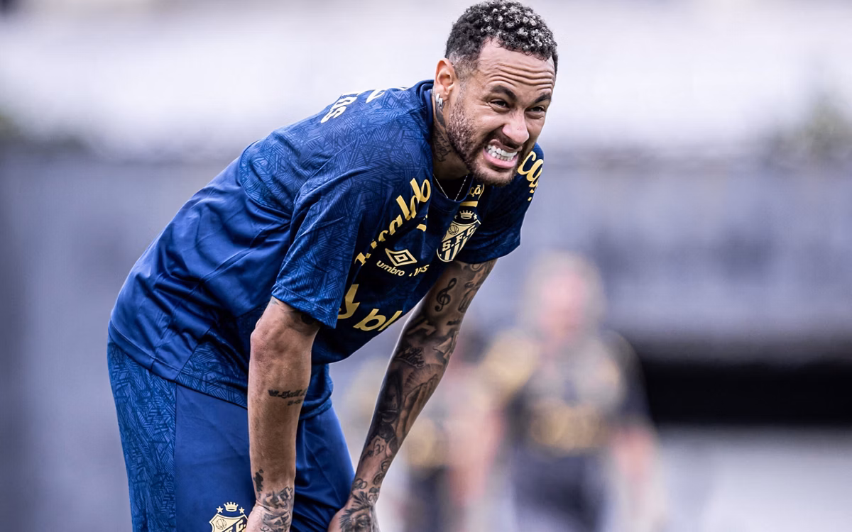 Joel Santana: ‘Se o Neymar voltar para buscar a bola, vão caçar ele’