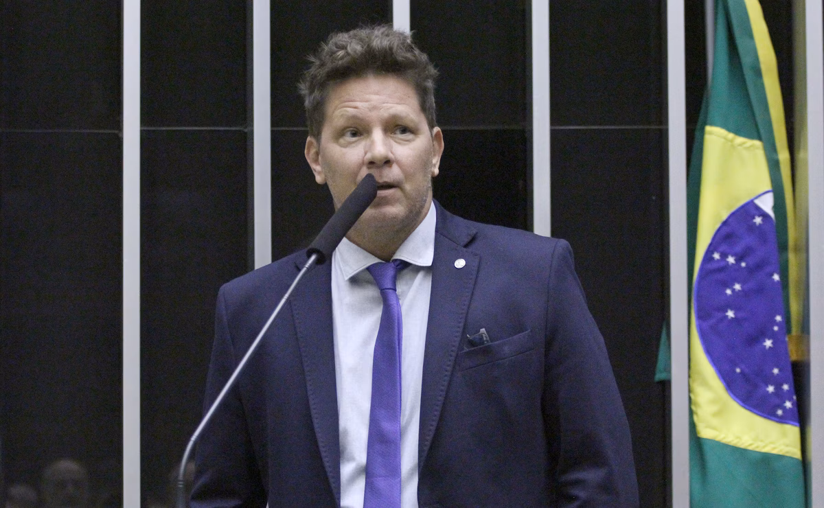Direita passa a atacar Lei da Ficha Limpa, norma que traz moralidade e transparência à política