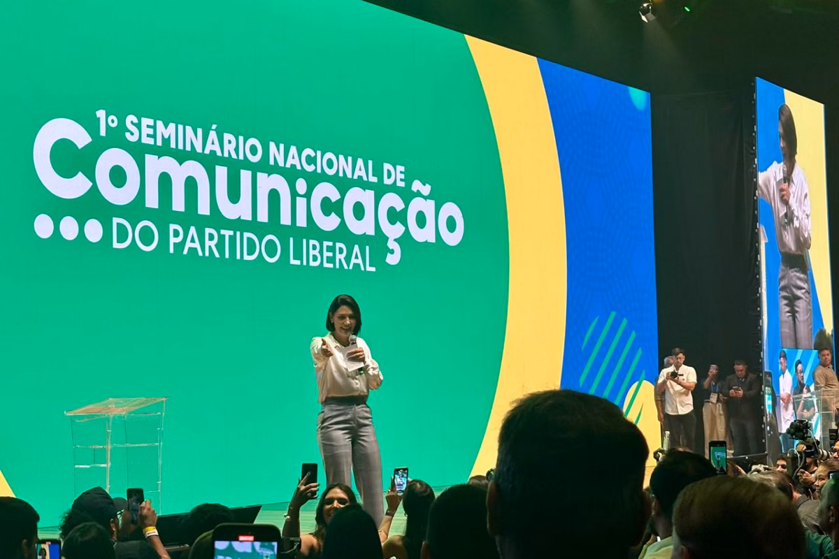 Michelle Bolsonaro diz que ‘nunca mais’ teve ‘um dia em paz’ e critica governo Lula