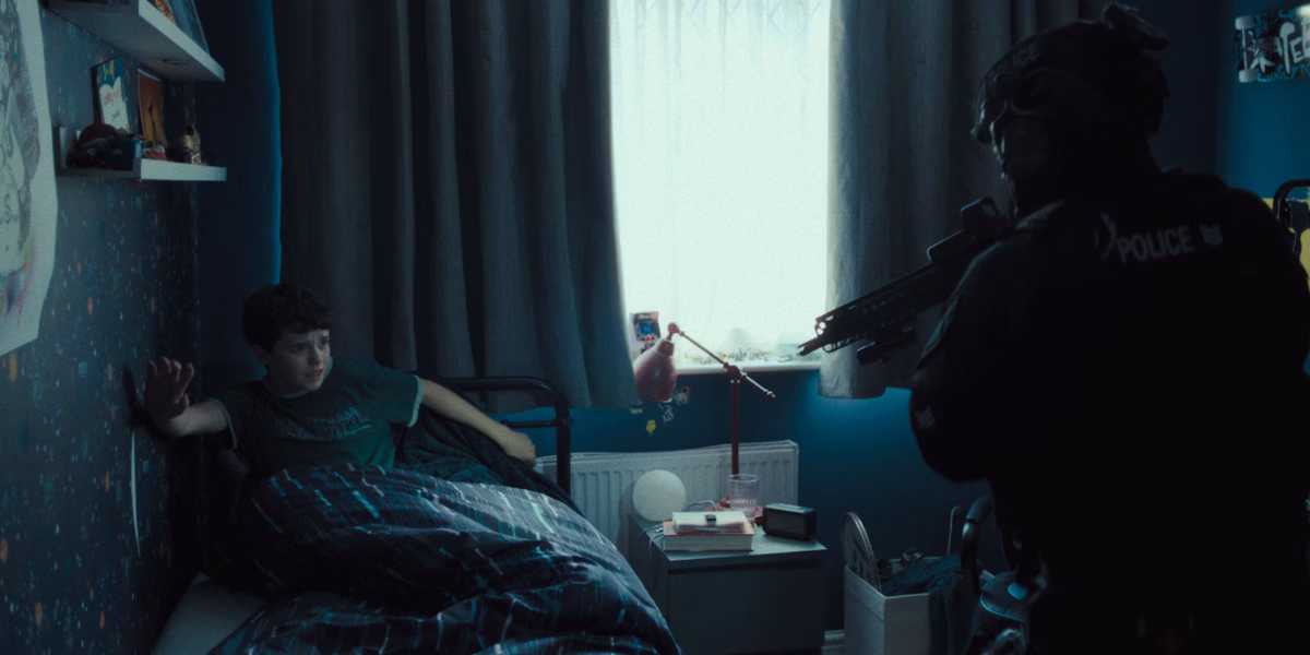 Precisamos conversar sobre ‘Adolescência’, série da Netflix que serve de alerta para pais