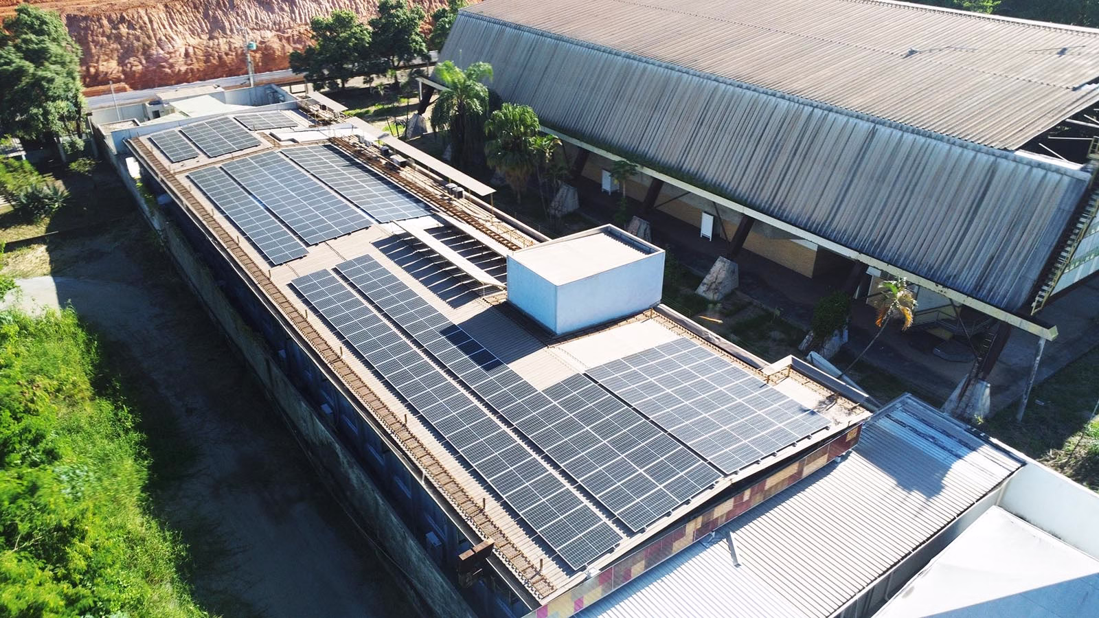 FSFX investe em energia solar e reforça compromisso com práticas de ESG