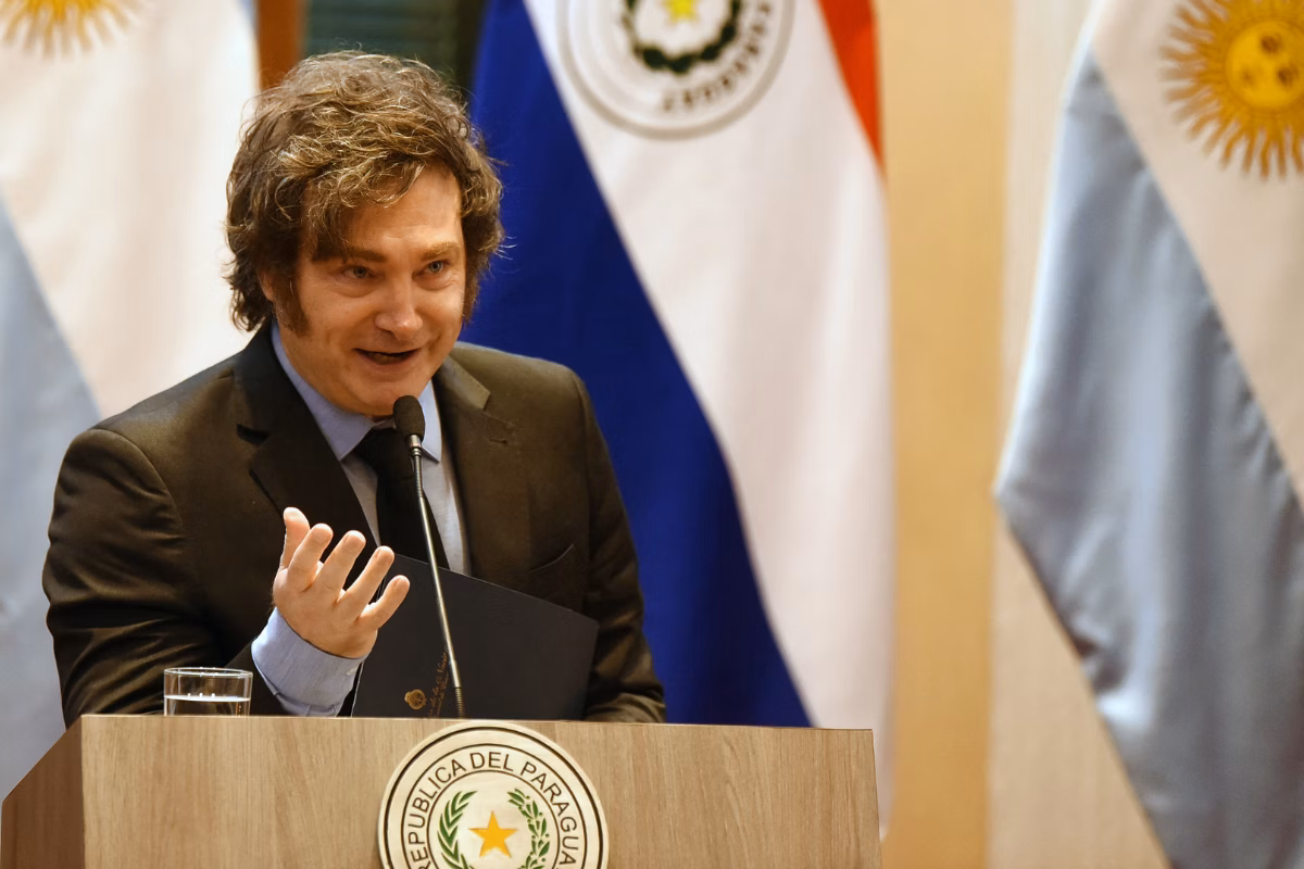 Partido de Javier Milei vence eleições legislativas de Buenos Aires