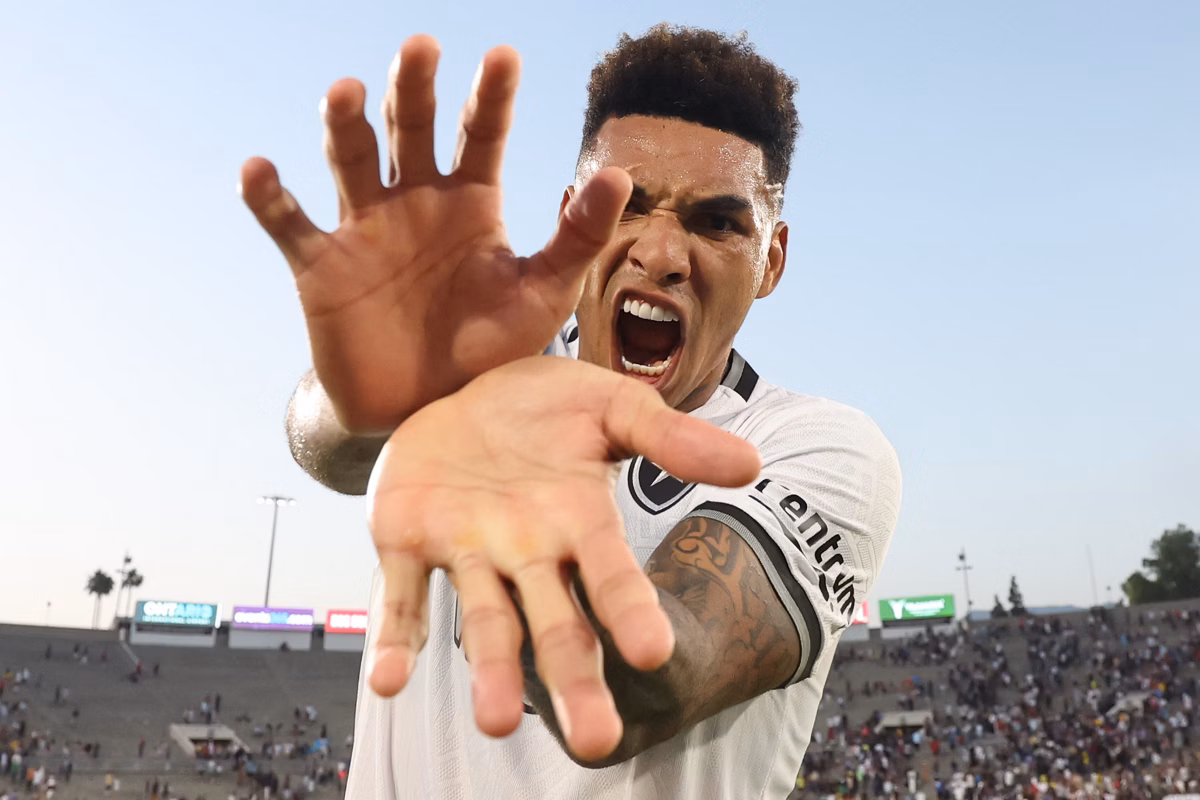 Vitória do Botafogo sobre PSG no Mundial de Clubes 2025 vira memes nas redes; confira