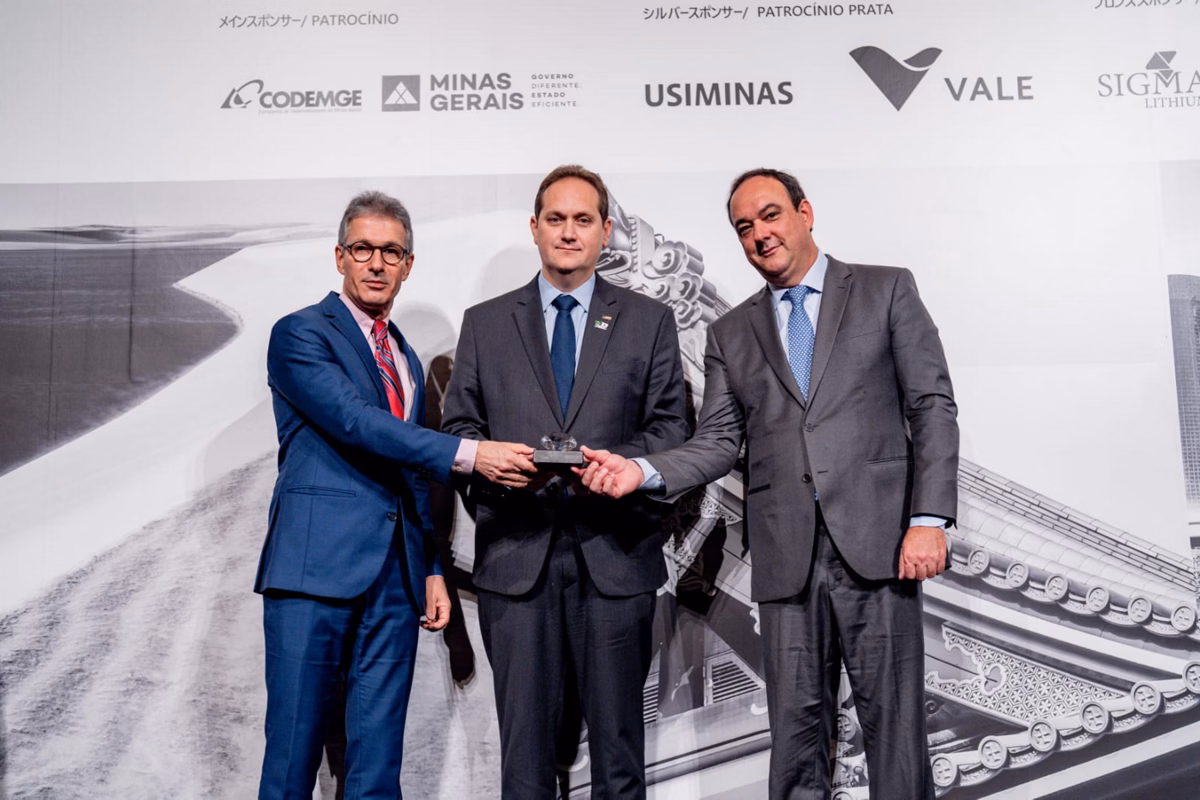 Pedro Torres, da Gerdau, recebe Troféu Empresário Portador de Futuro 2025