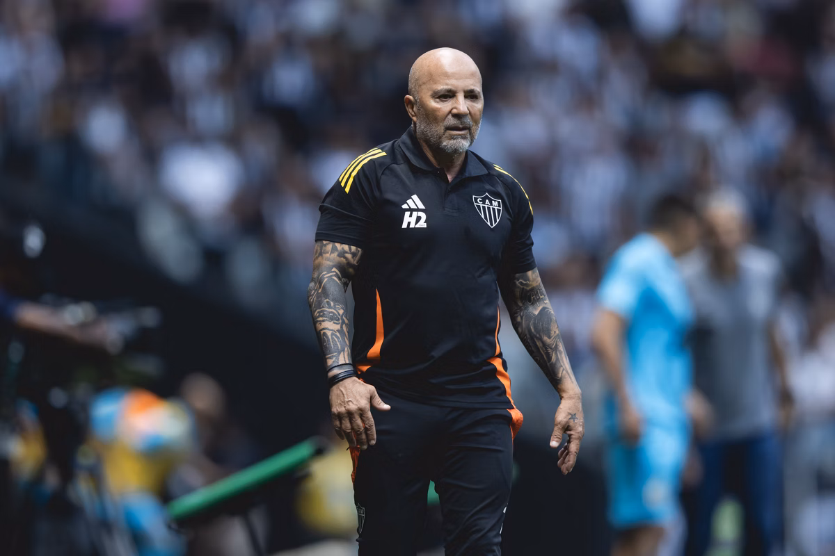 Sampaoli projeta duelo do Atlético na altitude pela Sul-Americana