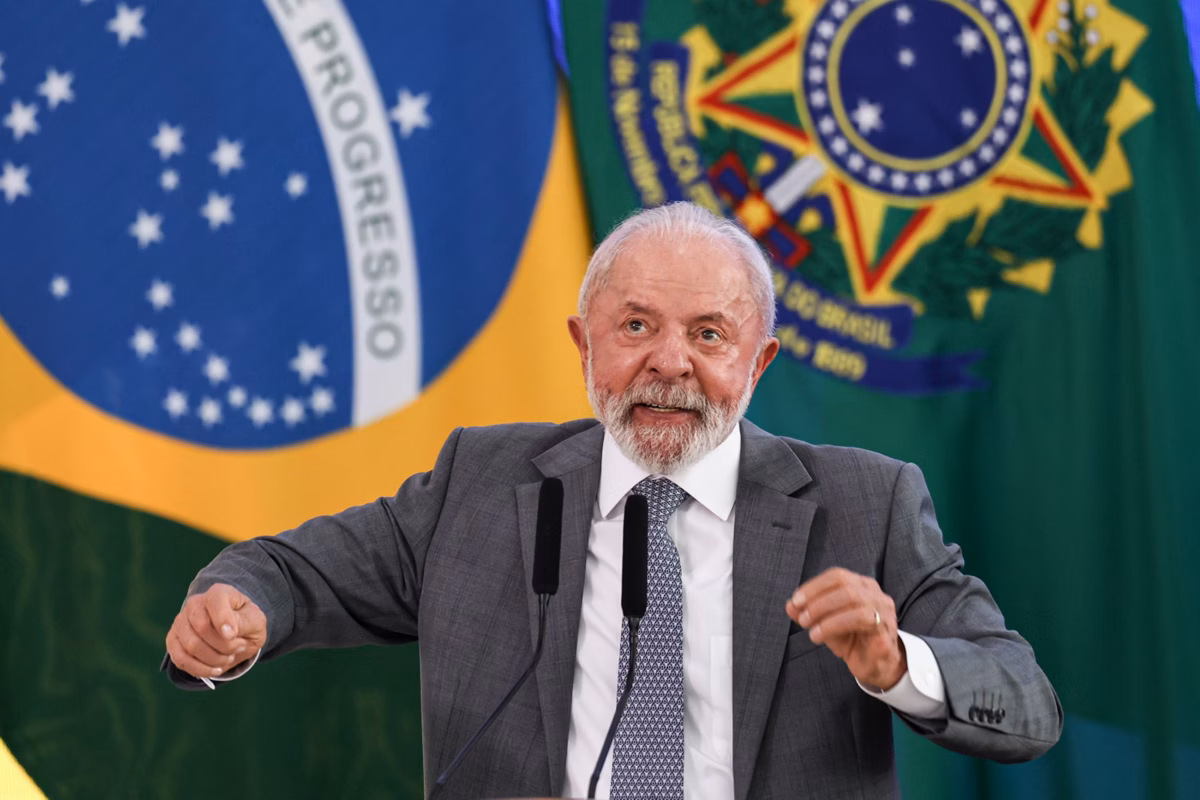 Lula convoca reunião com ministros em meio a crise com o Congresso