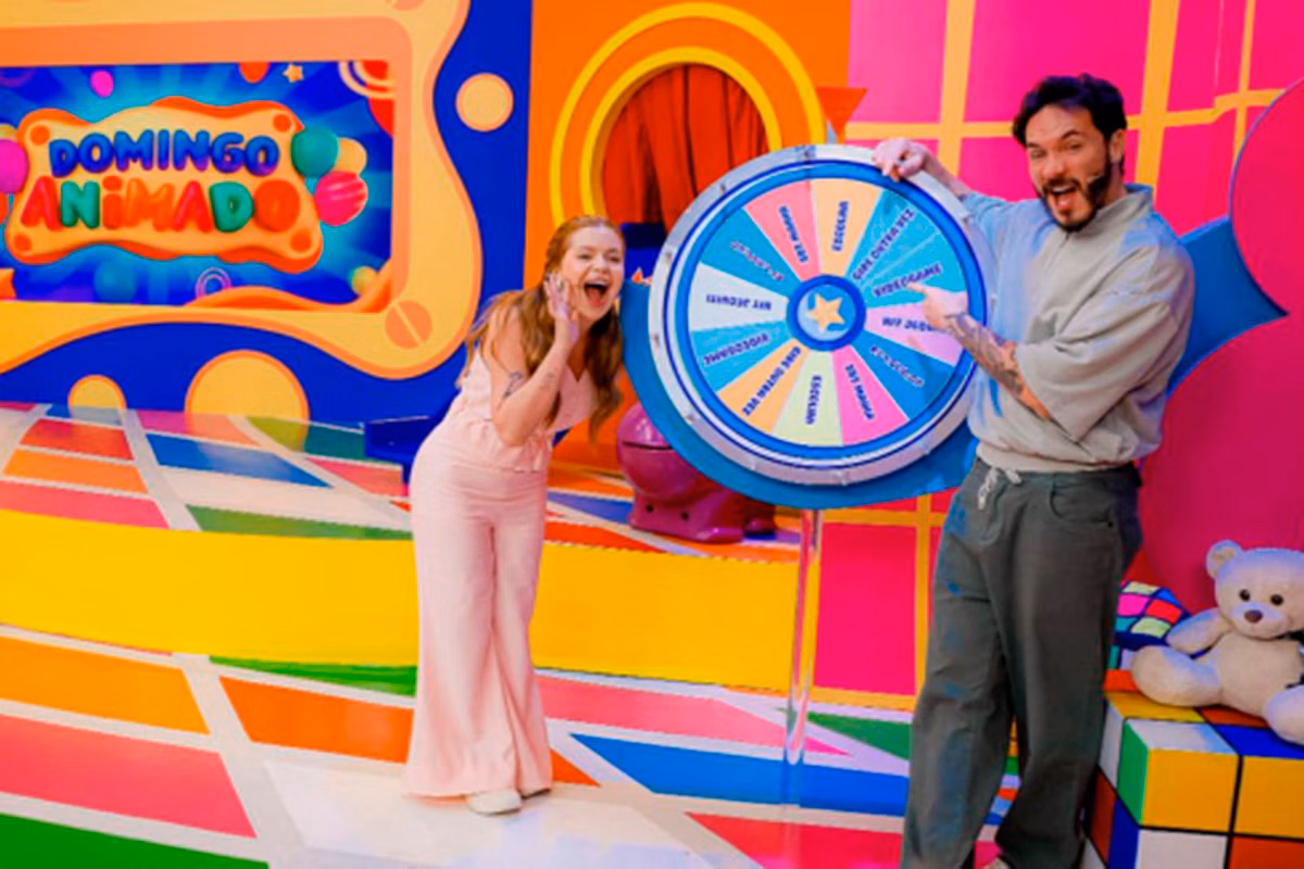 Viih Tube e Eliezer estreiam como apresentadores de programa infantil do SBT