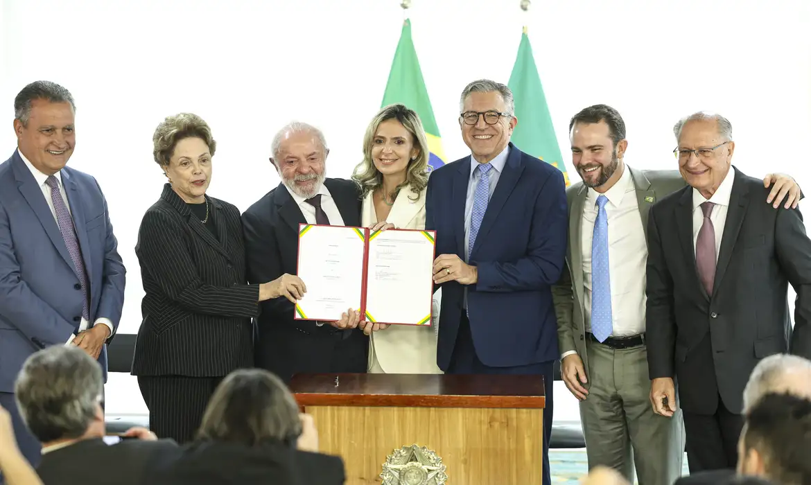 Governo federal vai construir primeiro hospital inteligente do SUS