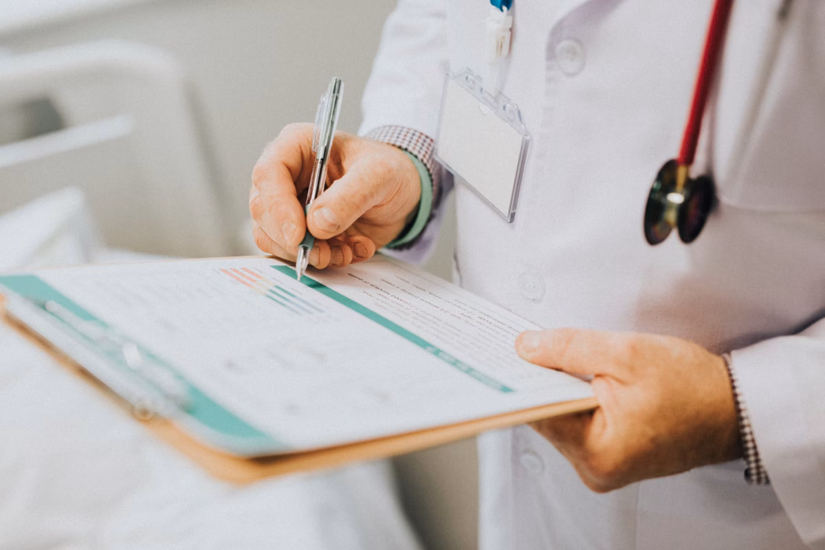 Inscrições para concurso de hospitais federais em MG terminam no dia 30; veja vagas e salários
