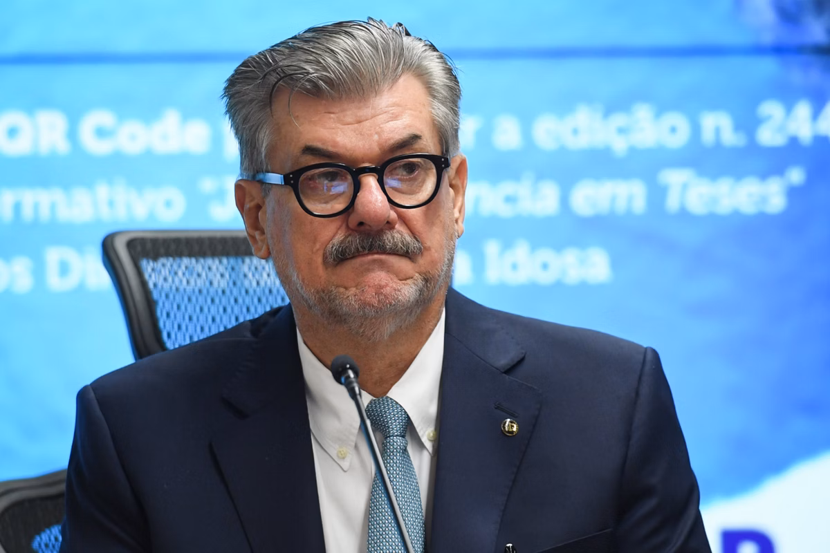 Marco Buzzi pede para se afastar do STJ por 90 dias após nova acusação de assédio sexual