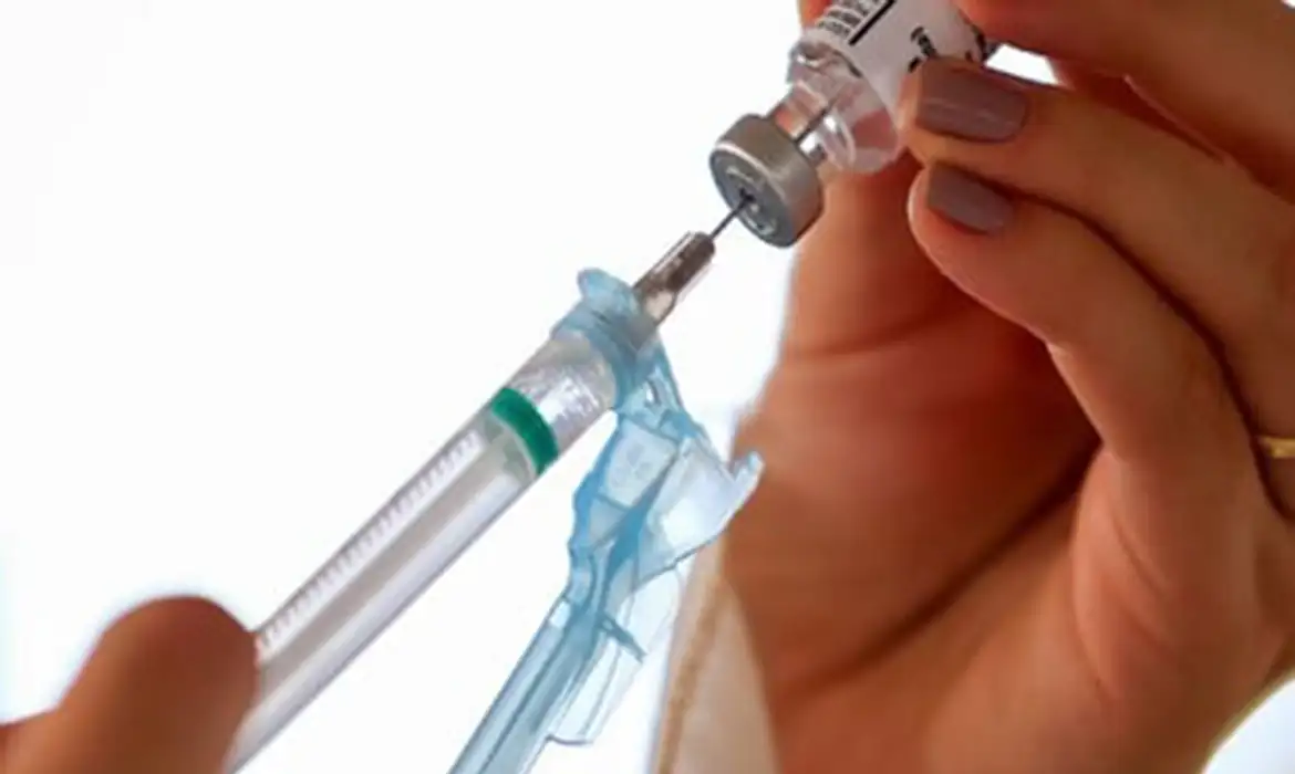 Vacina da herpes-zóster é segura para pacientes reumáticos, diz estudo