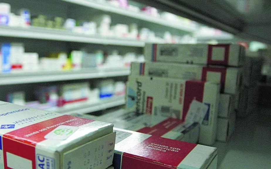 Câmara aprova venda de medicamentos em supermercados