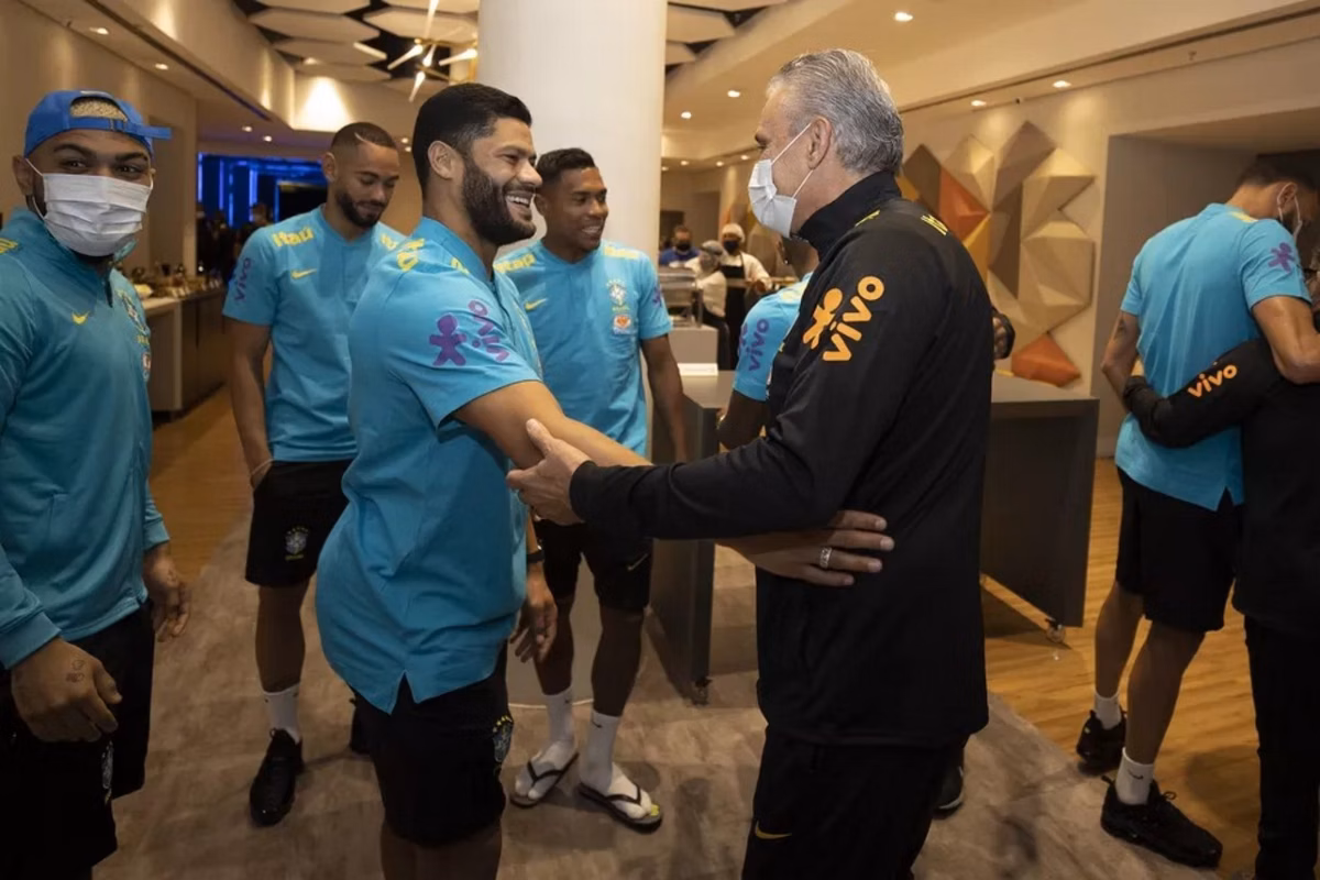 Cruzeiro: Tite comandou 6 atletas do elenco do Atlético, mas deixou Hulk ‘na geladeira’ na seleção