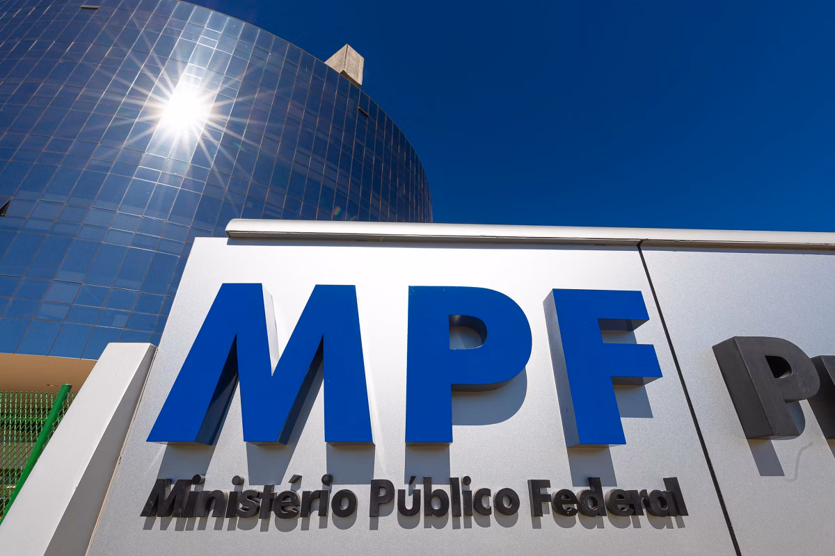 MPF denuncia grupo que vendia a estrangeiros vídeos de animais torturados e mortos no Brasil