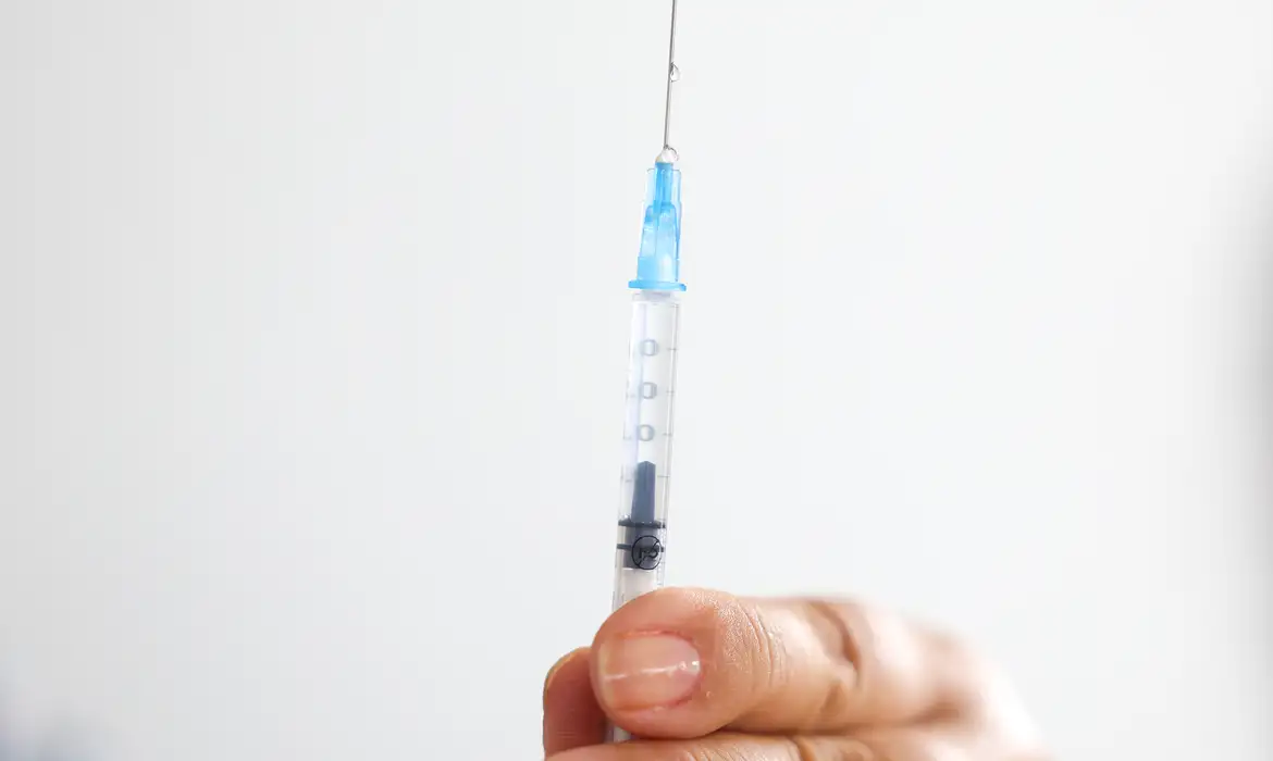 Pesquisa alerta para adolescentes ainda desprotegidos contra o HPV