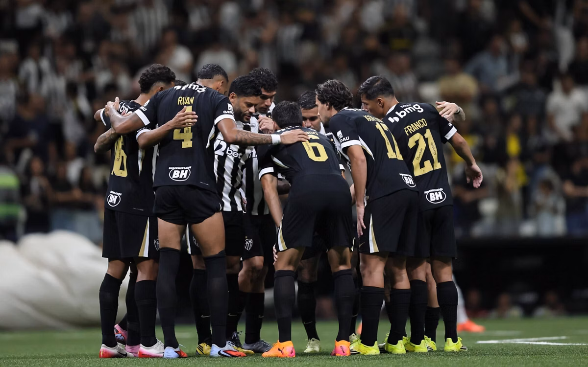 Média de cartões do Atlético quase dobrou nos últimos jogos do Brasileiro; veja números