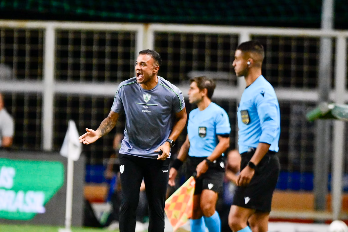 América: Roger Silva quer valorizar quem tiver “fome” de bola e persistência