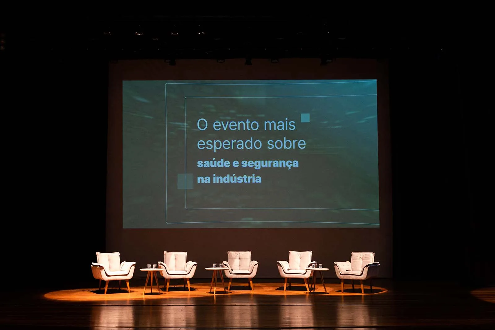 16º WSSO, evento realizado em Ipatinga, destaca cultura de segurança 4.0 e amplia debate sobre tecnologia, bem-estar e gestão de riscos na indústria