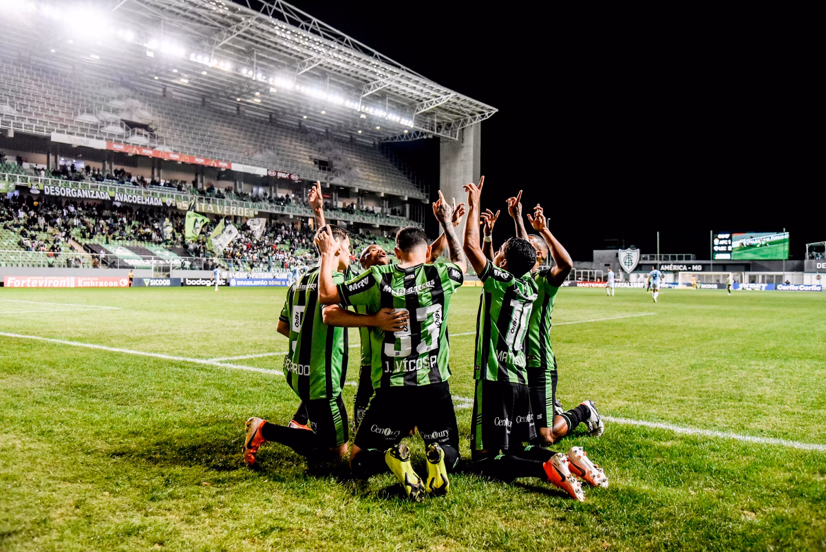 Entenda por que o América pode se inspirar em 2019 para sair da crise na Série B